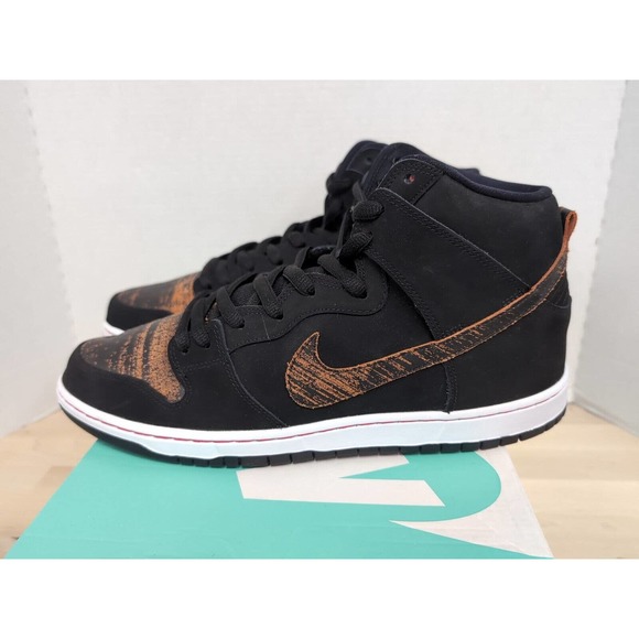 NIB Nike SB Dunk‎ High Pro Distressed Leather Size 13 305050 026 main image 5